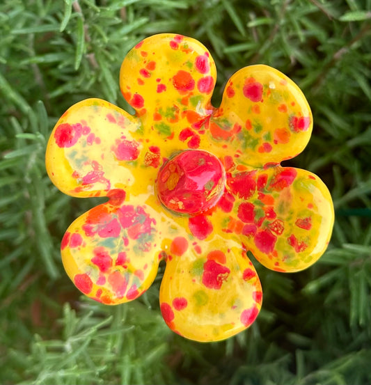 Flower Art Stakes - Yellow with Red center