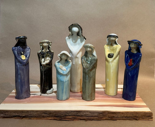 Nativity Set - 7 pc with cedar plank